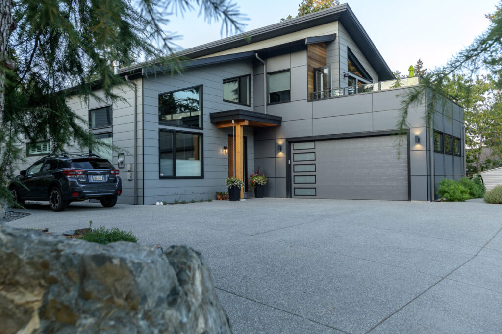 Craftsman Meets Modern
